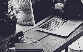 开云入口-赛季末再来看！穆里略第99分钟在门线上压哨解围出曼城绝杀